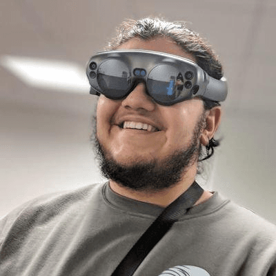 Alisher Farhadi headshot